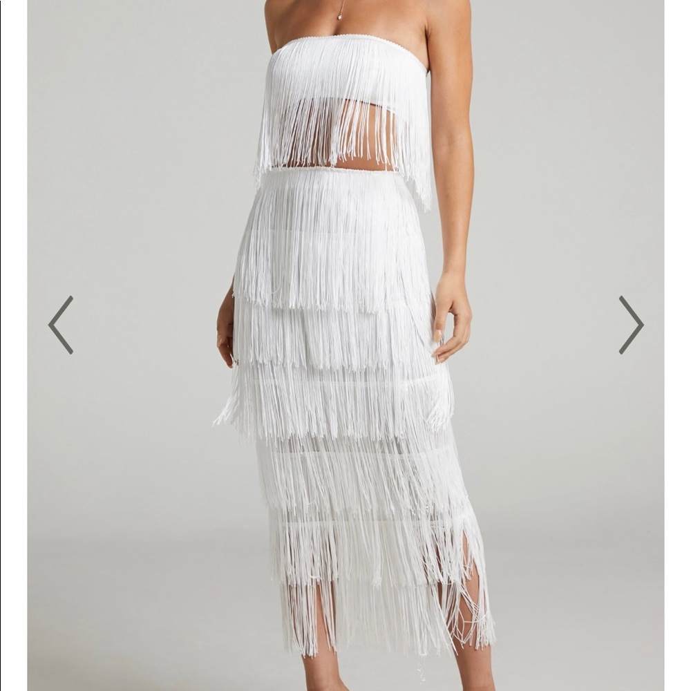 Two piece fringe white set